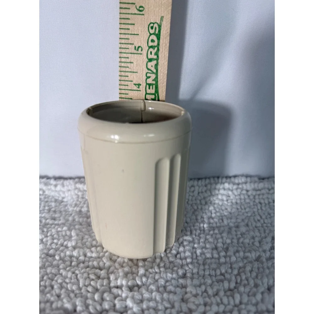 Vintage‎ Plastic Bathroom Cup Dispenser Fluted Cream Almond with Paper Cups